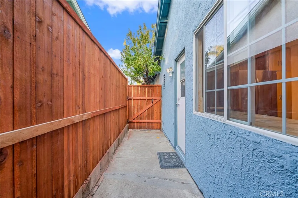 5762 Sky Meadow, Jurupa Valley, California 92509 home-pic-27